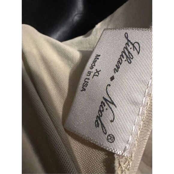NEW WITH TAGS WOMEN Lillian Nicole Womens tan Round Neck Stretch Pullover Tank T - Picture 4 of 6
